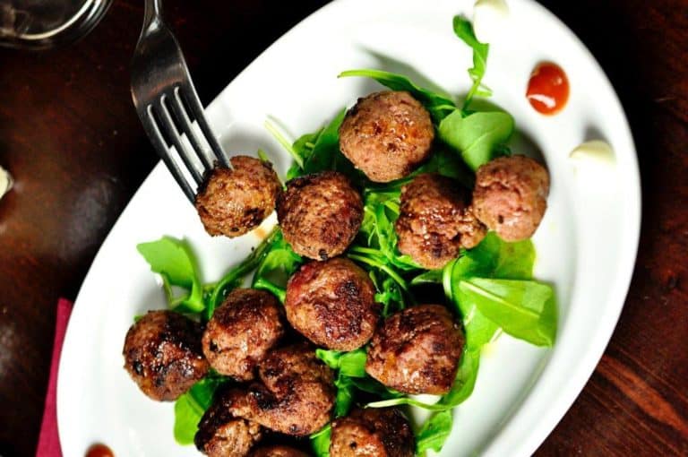 ALMÔNDEGAS COM BAGAÇO DE MALTE